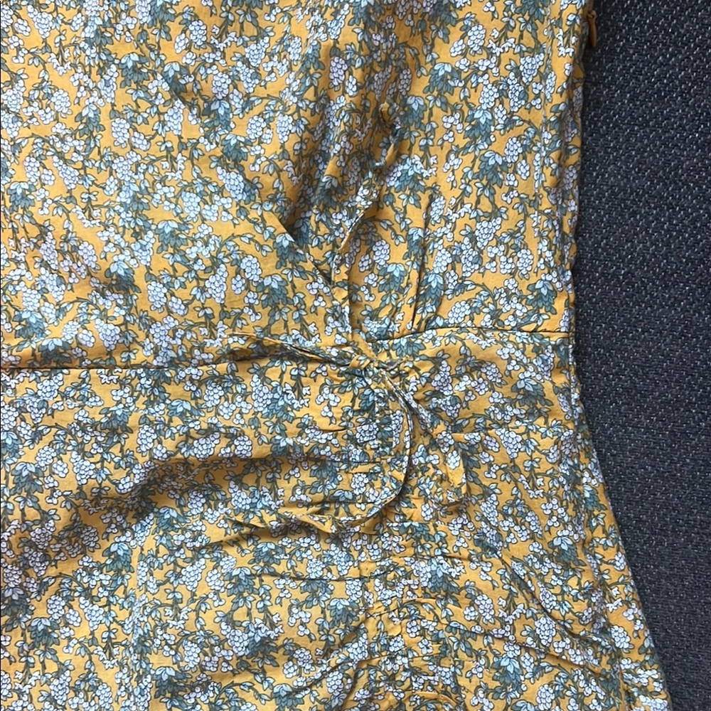 Steve Madden Yellow Ruched Ruffled Midi Sundress - Picture 7 of 9